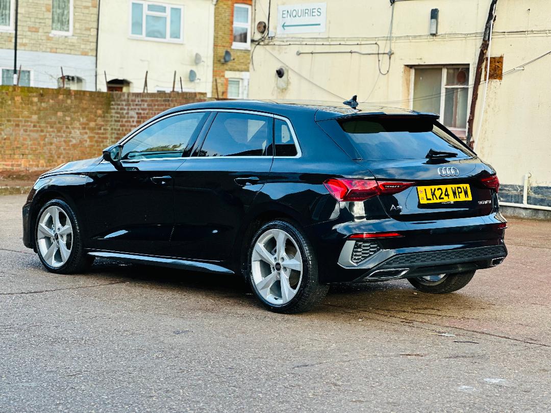 Audi-A3 SLINE 2024 - Image 10